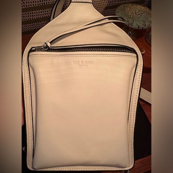 Elliot Sling Pack Smooth Leather  Medium Crossbody - Picture 6 of 7